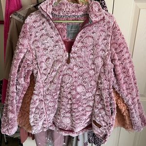 Simply southern pullover